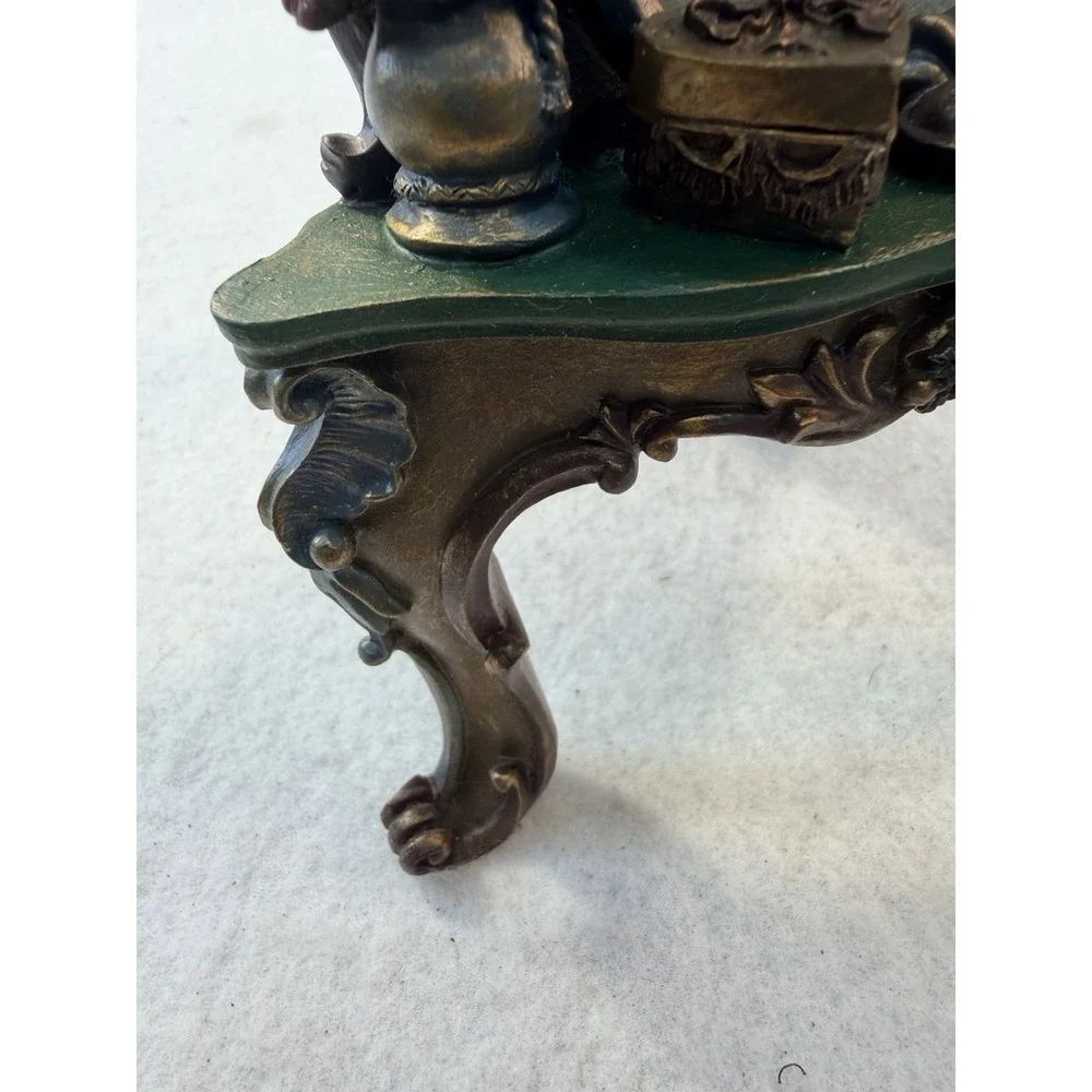 Victorian Vanity Table Picture Frame Resin Rose ornate 4 X 6 Easel Back Decor